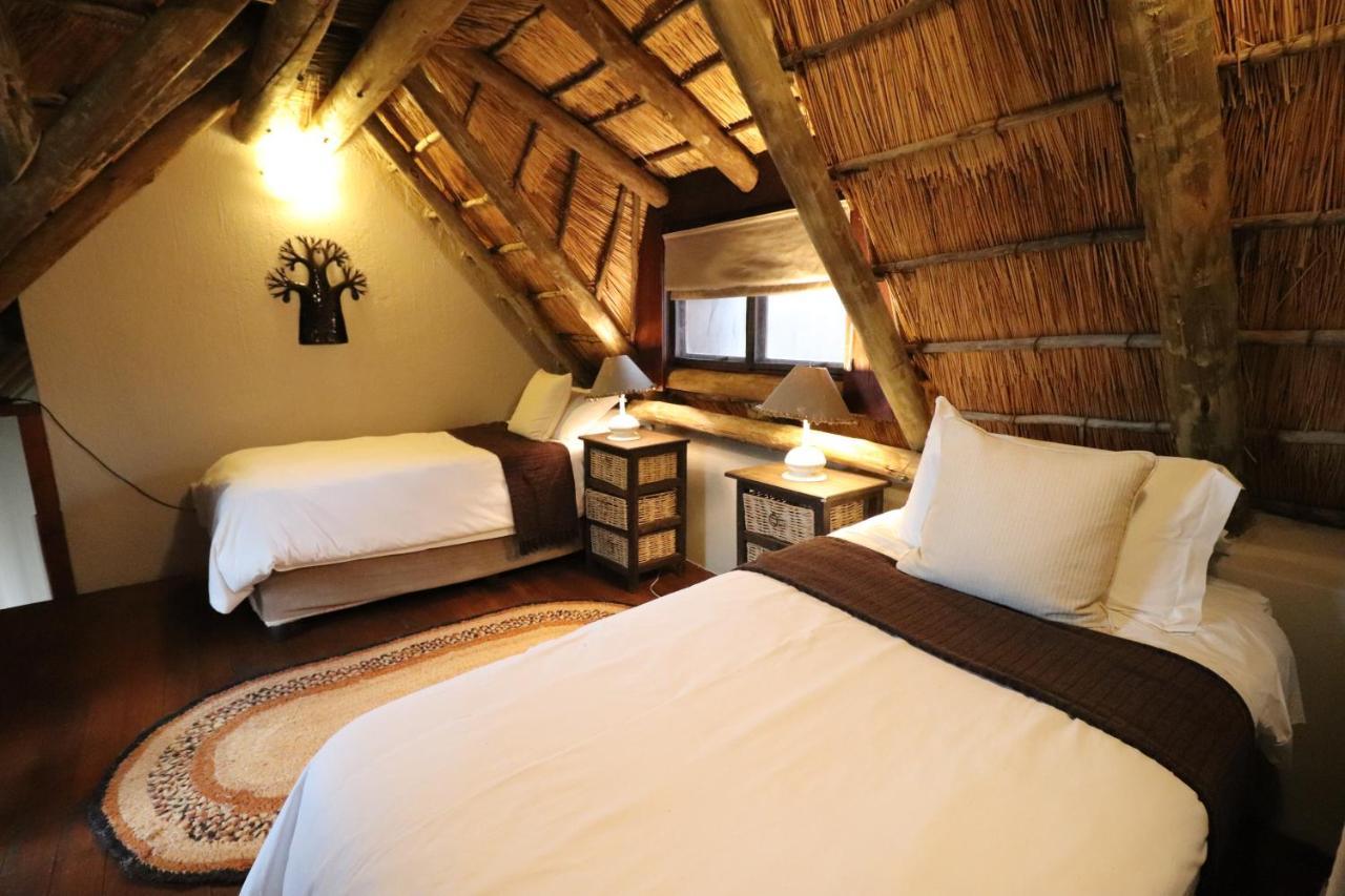 Giraffe Lodge Ходспруит Екстериор снимка