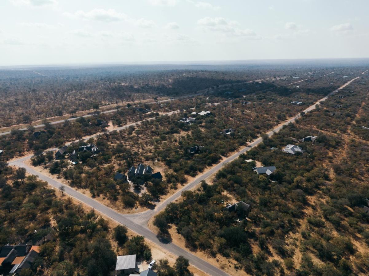 Giraffe Lodge Ходспруит Екстериор снимка