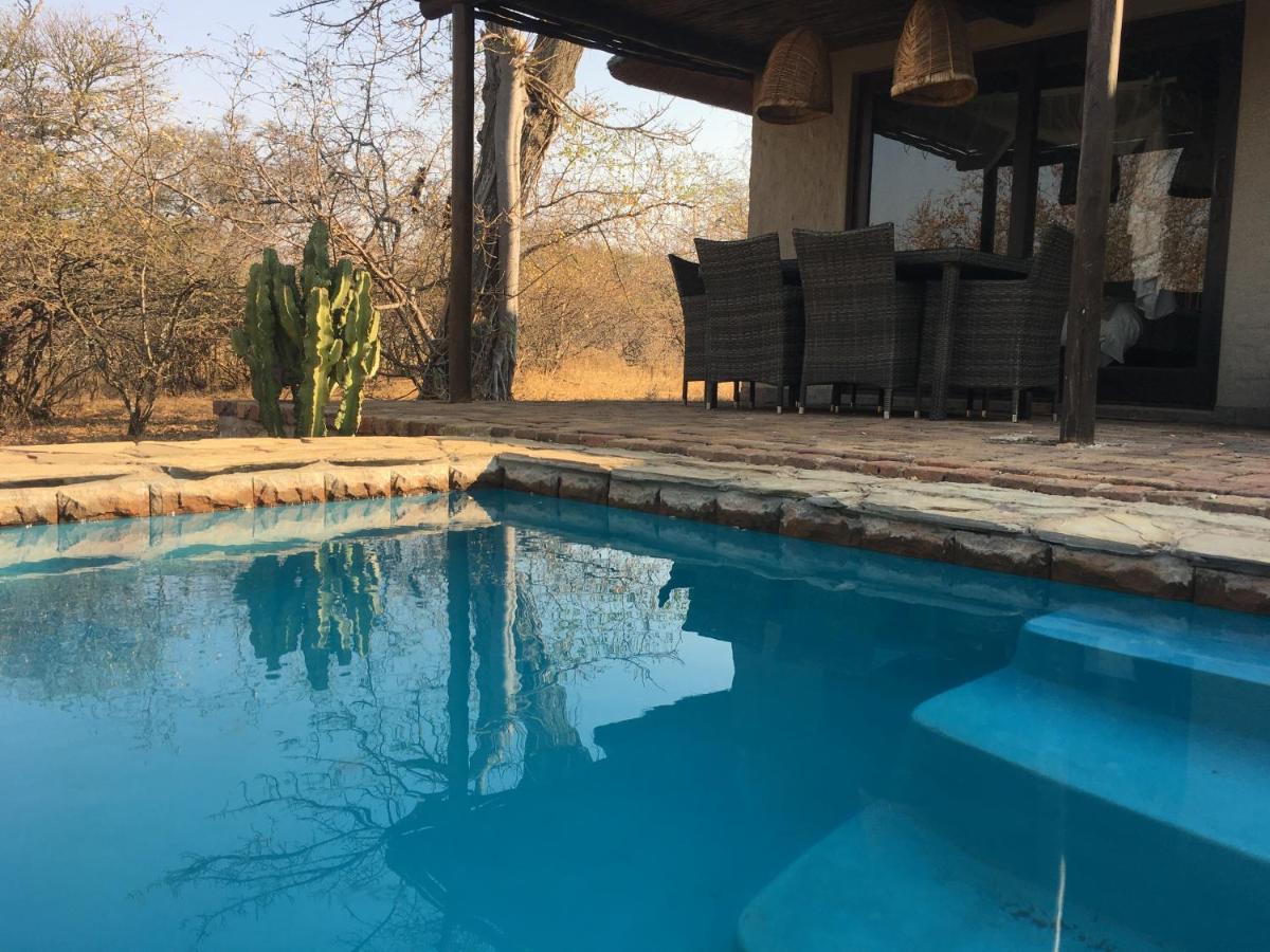 Giraffe Lodge Ходспруит Екстериор снимка