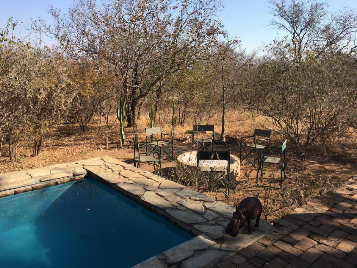Giraffe Lodge Ходспруит Екстериор снимка