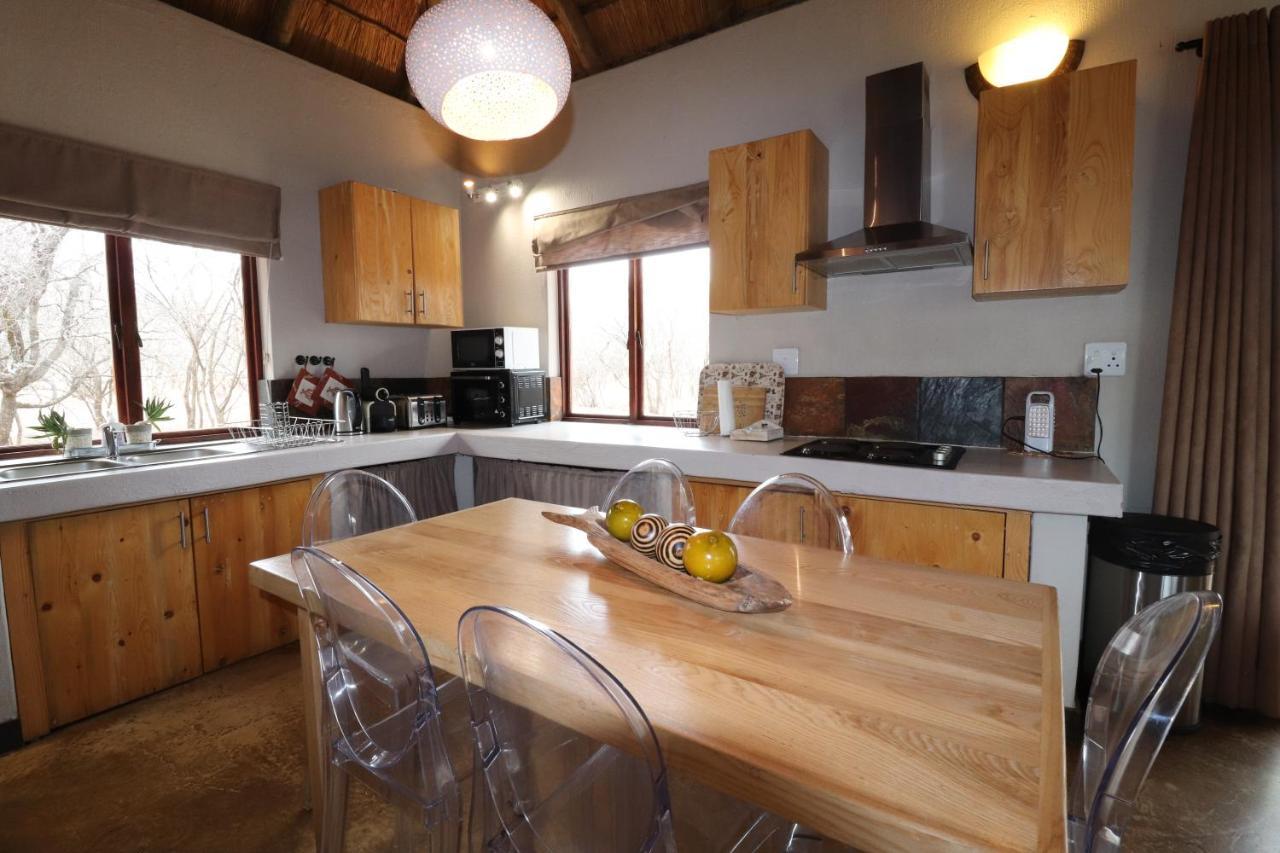 Giraffe Lodge Ходспруит Екстериор снимка