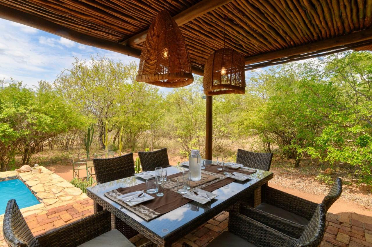 Giraffe Lodge Ходспруит Екстериор снимка