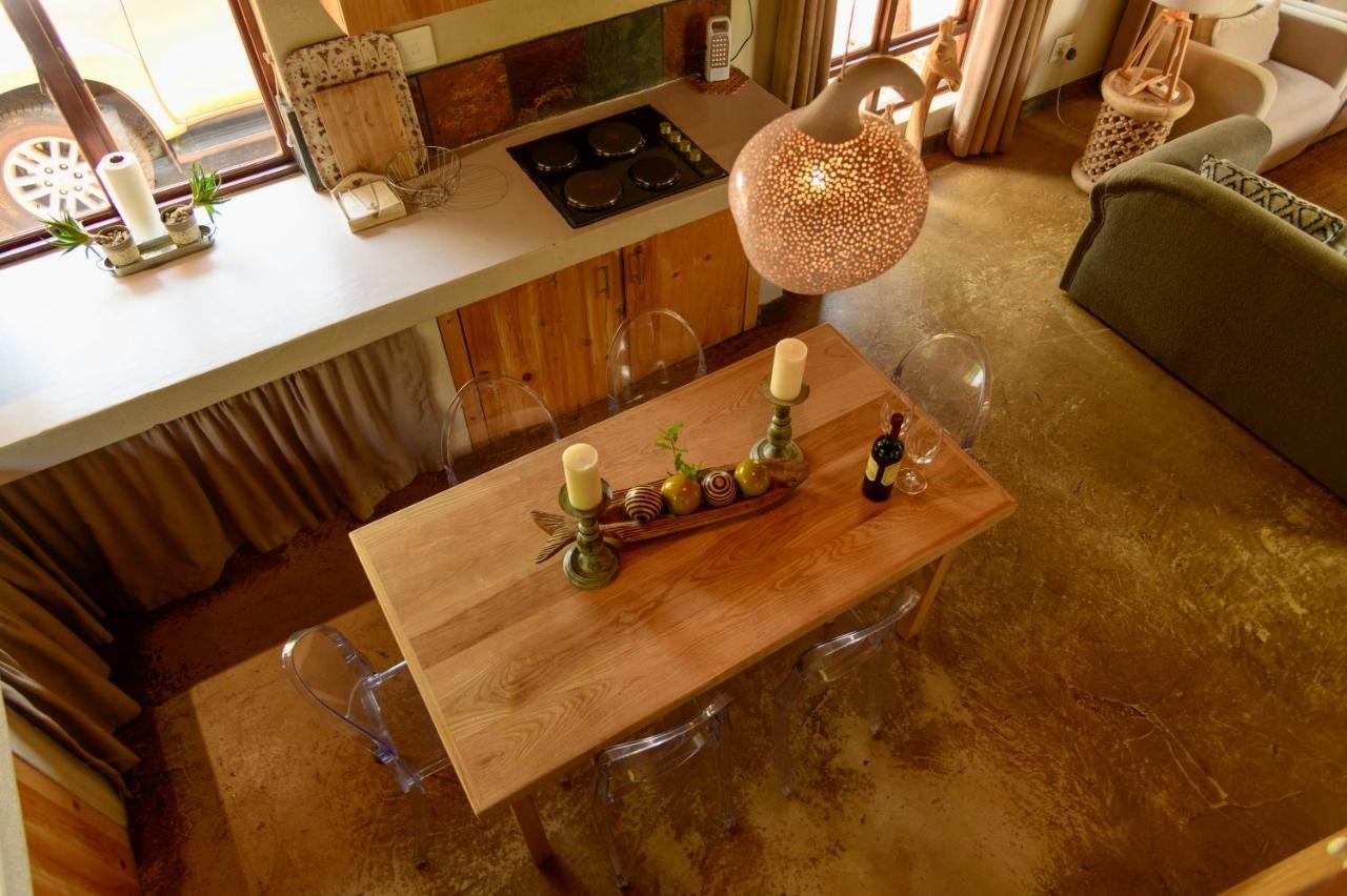 Giraffe Lodge Ходспруит Екстериор снимка